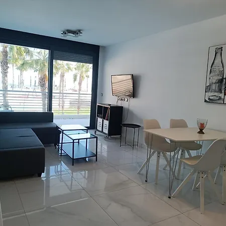 Moderno Con Terraza Y Vistas Al Mar R22 By Novadesta *